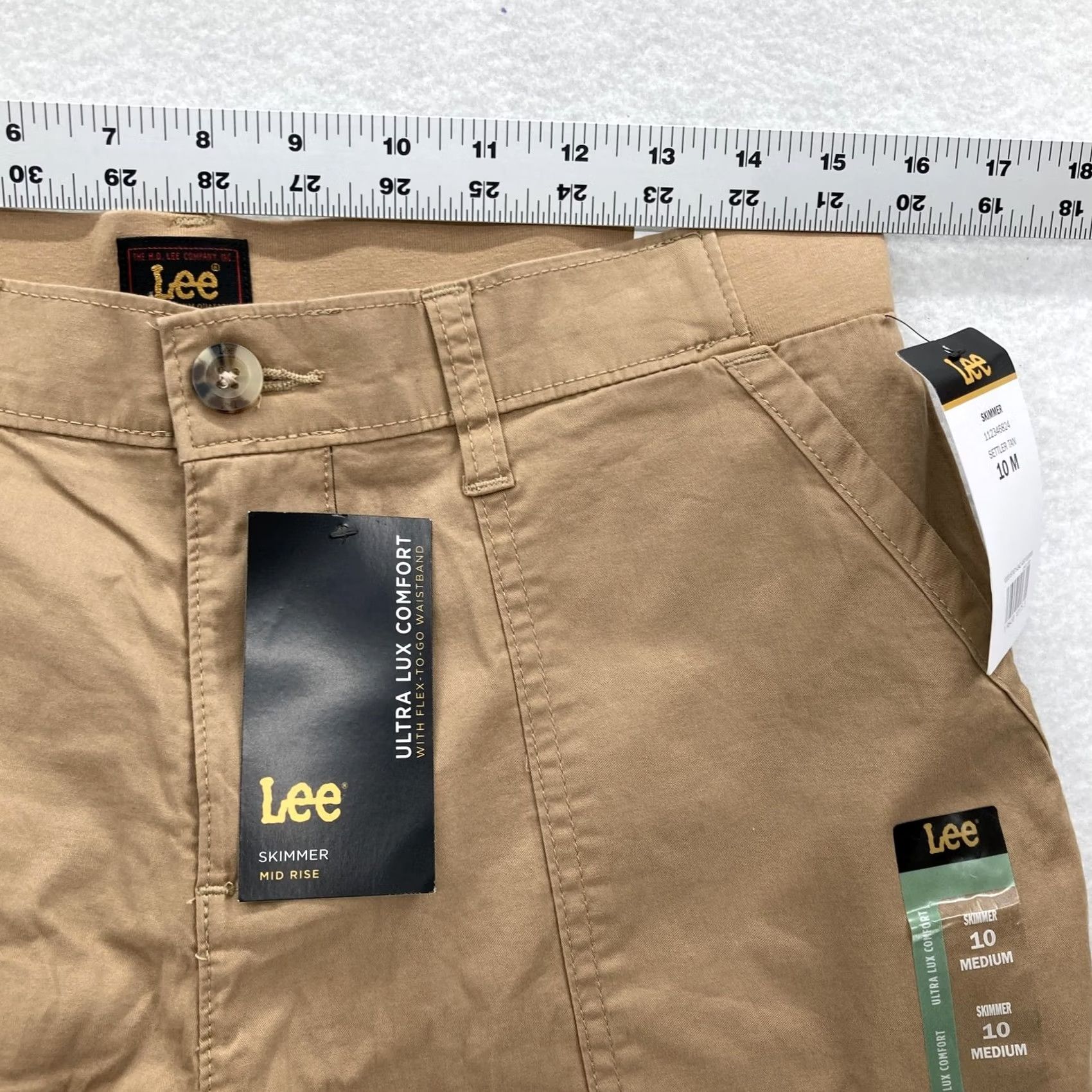 Lee Lee Skimmer Pants Womens 10 Medium Ultra Lux Comfort Cropped Mid Rise Stretch Beige Twill 98% Cotton 2% Elastane Pockets Logo Casual Travel Size 32" / US 10 / IT 46 - 5 Thumbnail