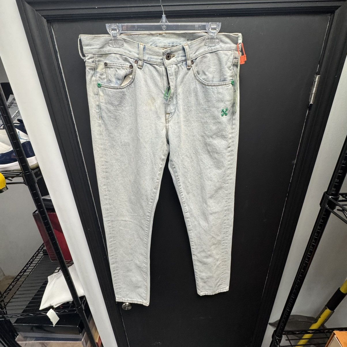 Off-White OFF-WHITE Bleached Slim Fit Denim Jeans Bleach Off-White OFF-WHITE Bleached Slim Fit Denim Jeans Bleach