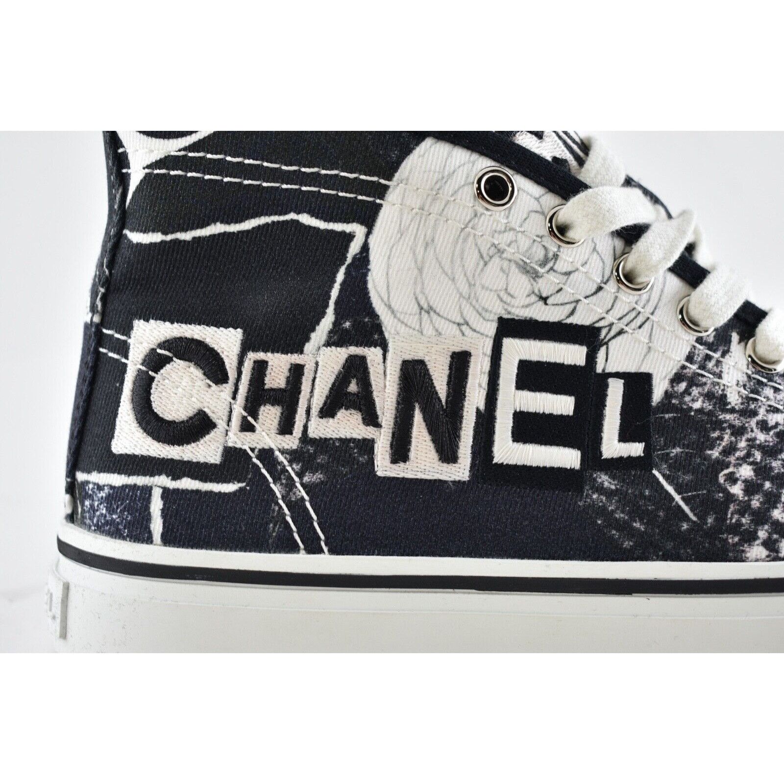 Chanel 20P Fabric CC Logo Flat High Top Runner Trainer Sneaker 37 Size US 7 / IT 37 - 2 Thumbnail