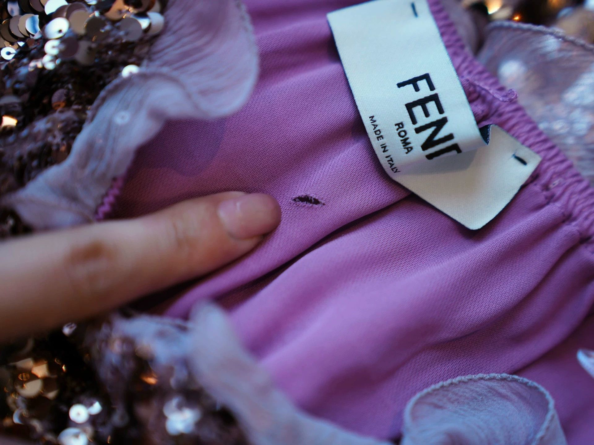 Fendi Women's Fendi 2023 Runway Purple Silk Sequin Skirt Size 25" / US 0 / IT 36 - 9 Thumbnail