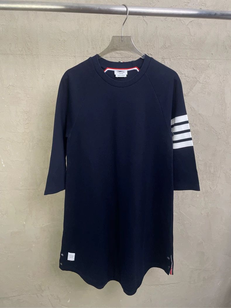 Thom Browne Thom browne Dark blue four-striped round-neck mid-sleeved s Size S / US 4 / IT 40 - 1 Thumbnail