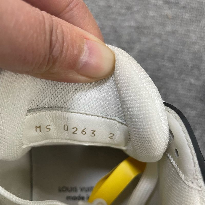Louis Vuitton Louis Vuitton Black White Trainer Low-Top Sneakers Size US 7 / IT 37 - 7 Thumbnail