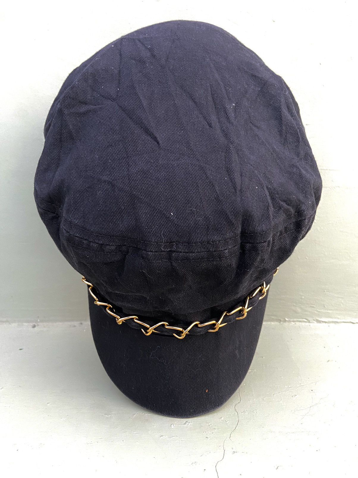 Le Grande Bleu (L.G.B.) 2000s Y2K Japanese style hat with gold chain Size ONE SIZE - 6 Thumbnail