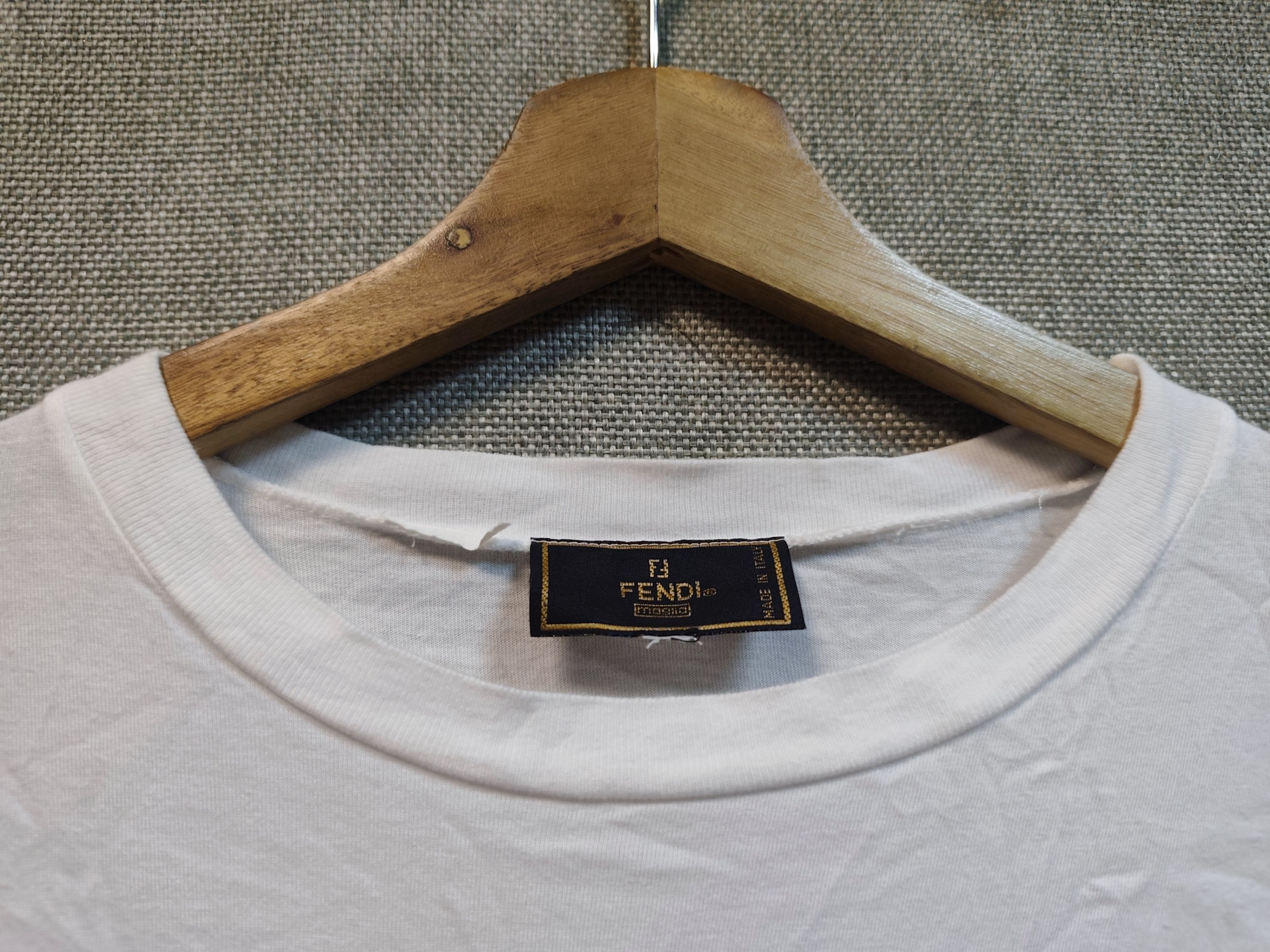 Fendi Fendi Tee Size US M / EU 48-50 / 2 - 4 Thumbnail