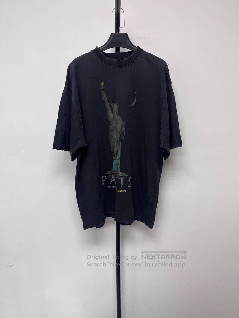 Balenciaga Balenciaga Pattern Letter Print Round Neck Short Sleeve T- Size US S / EU 44-46 / 1 - 1 Thumbnail