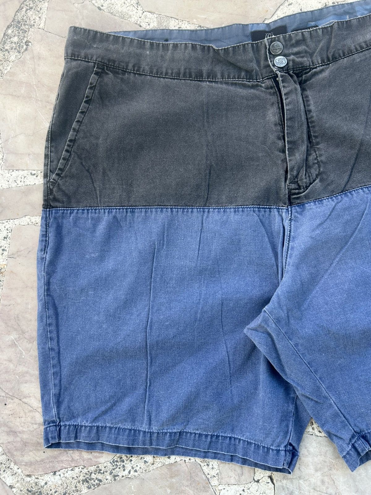 Quiksilver Quiksilver Blue Black Shorts Size US 39 - 3 Thumbnail