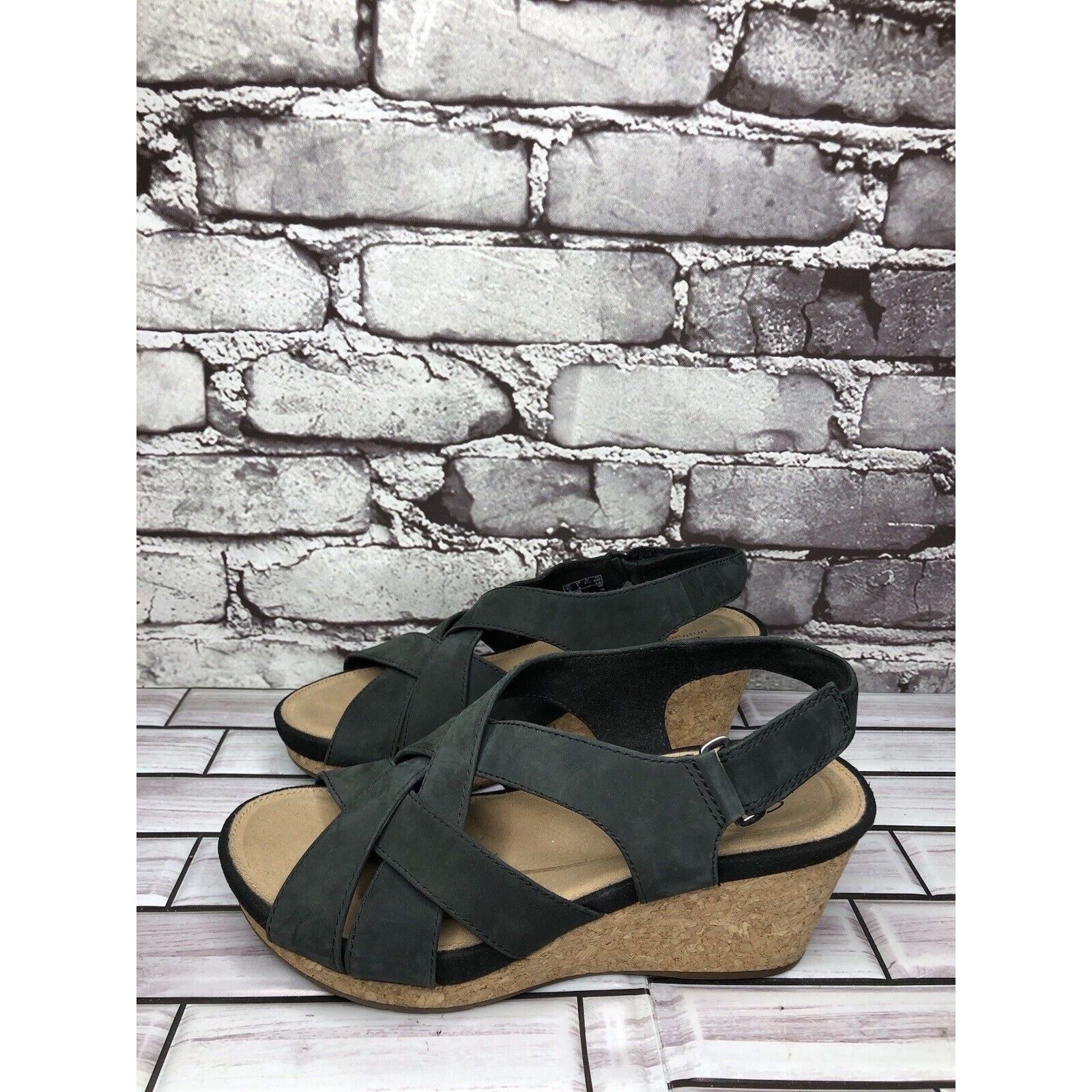 Clarks Clarks Unstructured Black Leather Criss Cross Strap Cork Wed Size US 7 / IT 37 - 11 Thumbnail