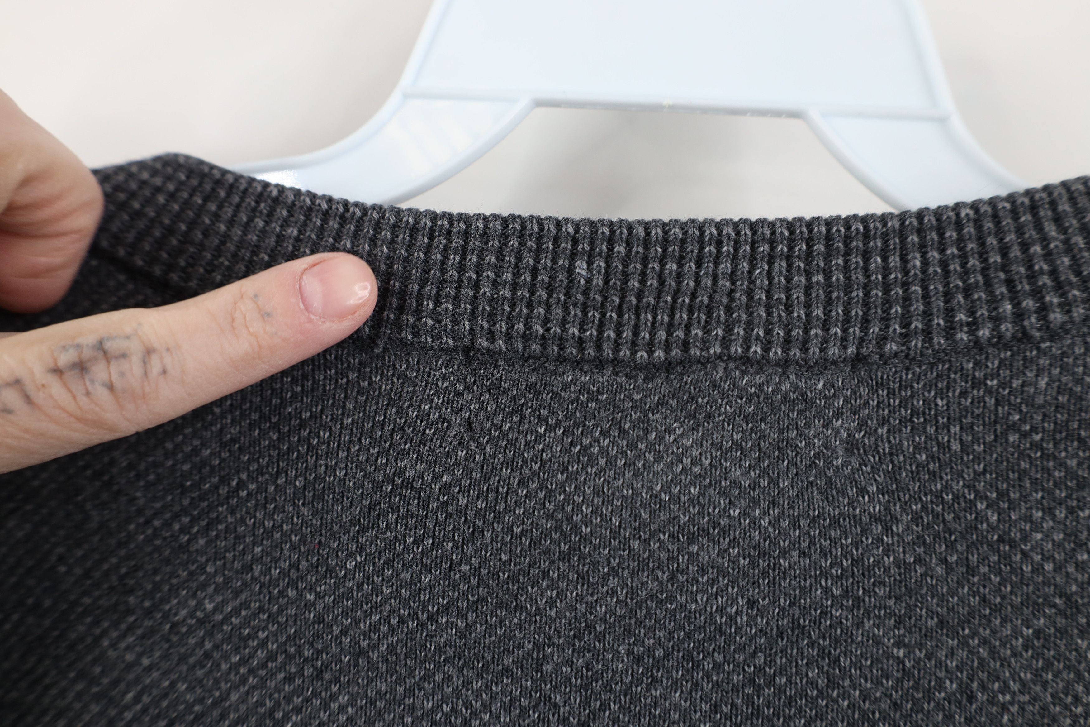 Vintage Vintage 90s Streetwear Cotton Knit V-Neck Sweater Vest Gray Size US XL / EU 56 / 4 - 8 Thumbnail