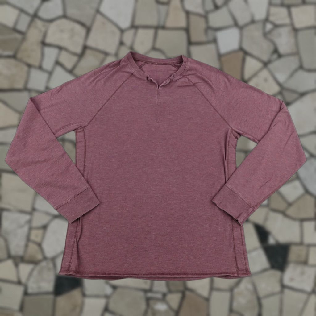 Lululemon VINTAGE Lululemon Shirt Mens S Red Split Neck Raglan Performance Athletic Workout Size US S / EU 44-46 / 1 - 1 Thumbnail