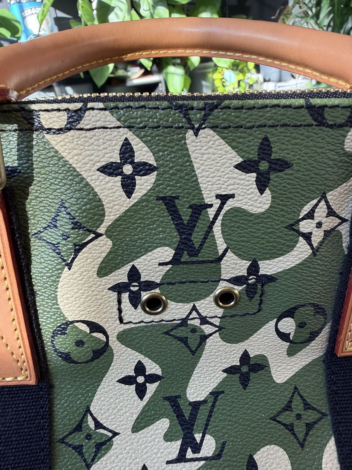 Louis Vuitton × Takashi Murakami Louis Vuitton Camo Murakami Keepall 55 Size ONE SIZE - 9 Thumbnail
