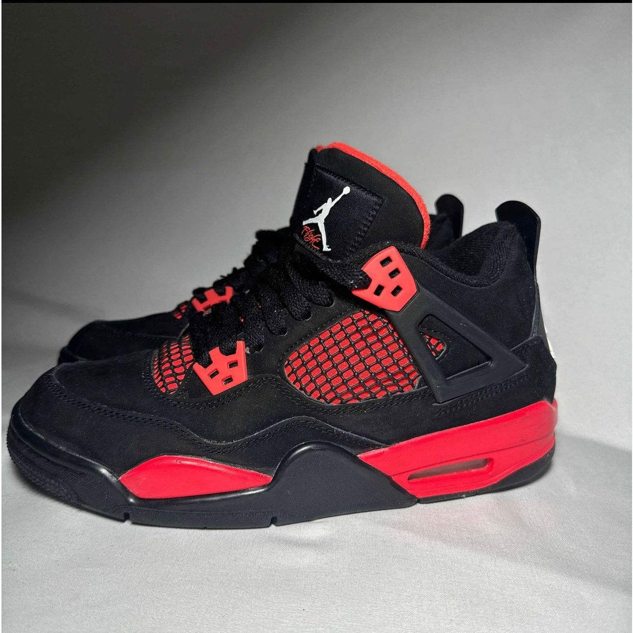 Jordan Brand × Nike Size 6.5 Nike Air Jordan 4 Retro GS Red Thunder Men's Shoes Size US 6.5 / EU 39-40 - 8 Thumbnail