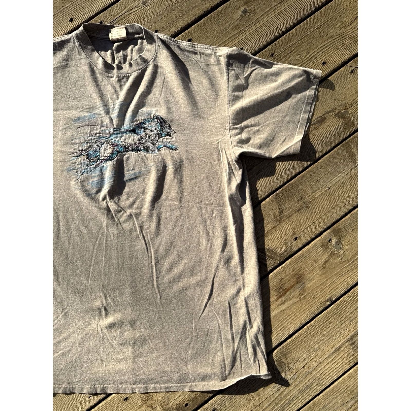 Vintage VINTAGE 90s Wolf Embroidered T Shirt Oneita Single Stitch USA Made XL Brown Size US XL / EU 56 / 4 - 4 Thumbnail