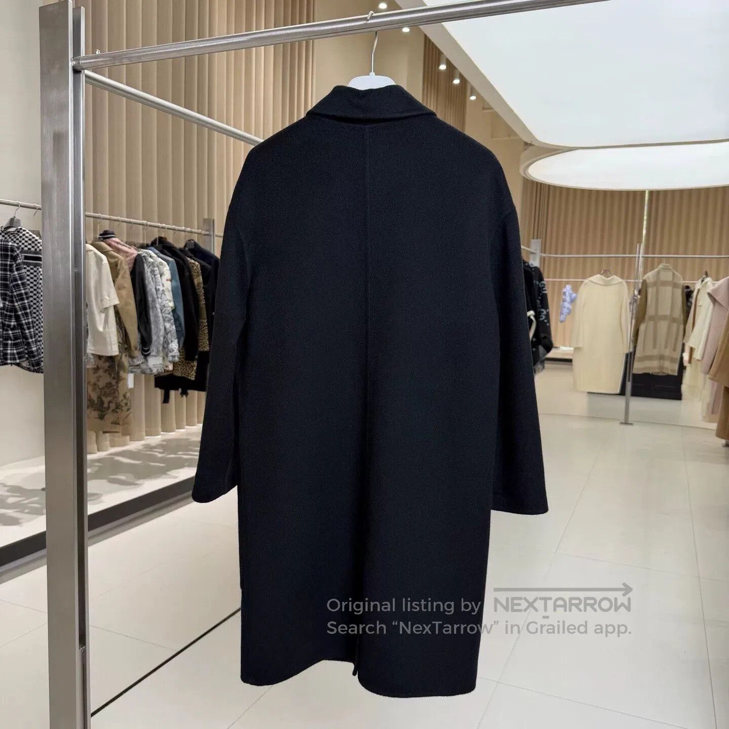 Hermes Black Cashmere Lapel Coat Size 34.
