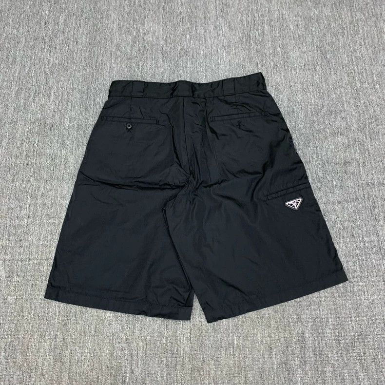 Prada PRADA Triangle Logo Nylon Shorts Size US 36 / EU 52 - 1 Thumbnail