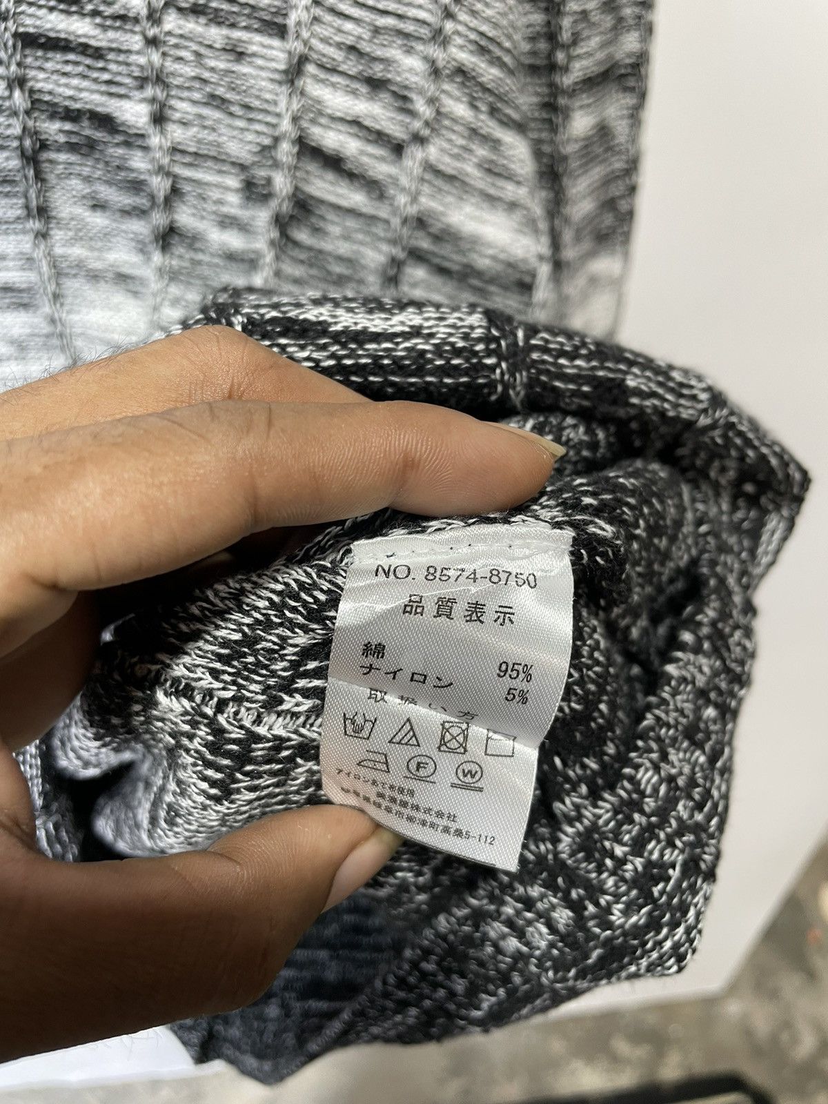 Beauty Beast Japanese cubic sugar knitwear ifsixnine style XL to M Size US M / EU 48-50 / 2 - 9 Thumbnail