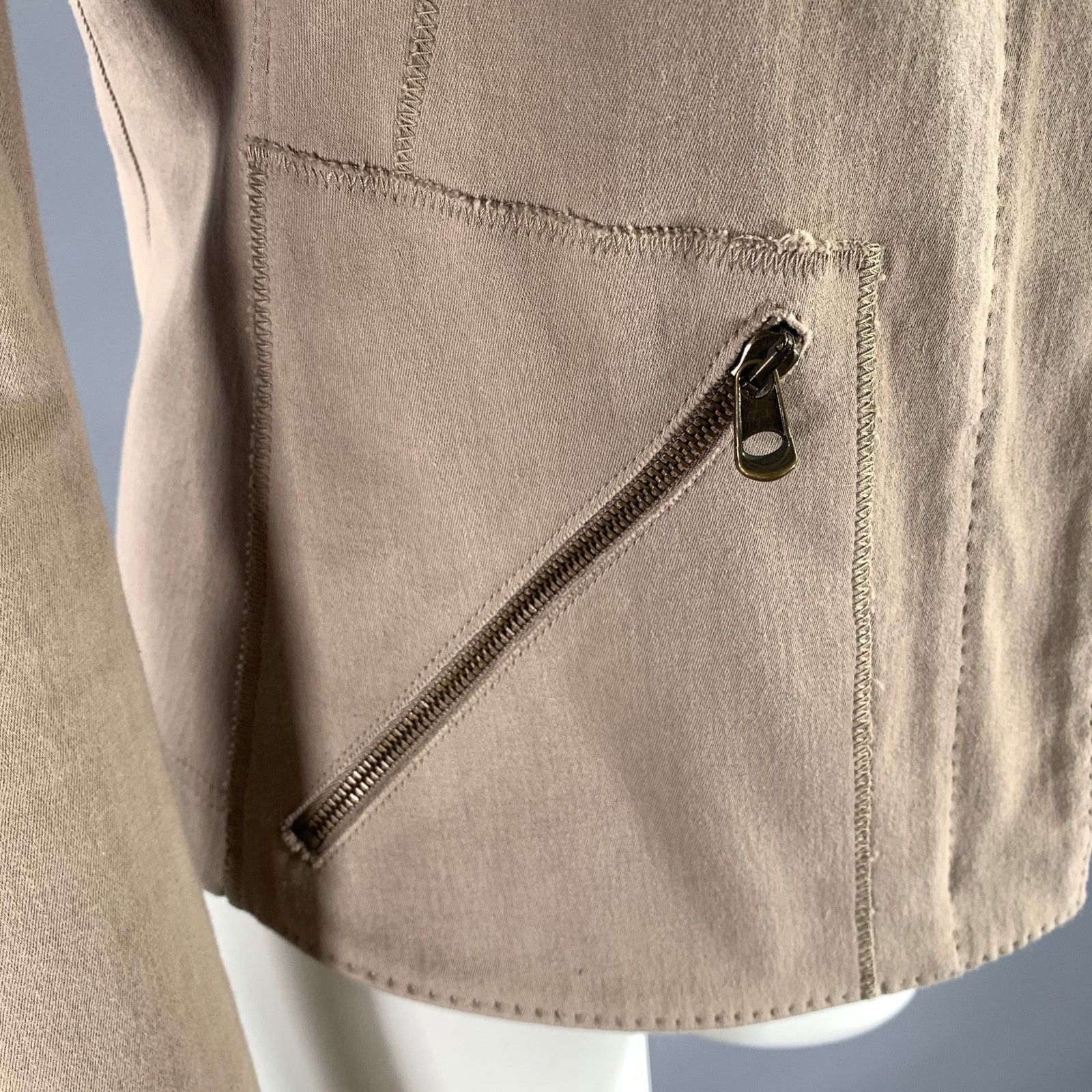 Donna Karan DONNA KARAN Size 8 Beige Cotton Blend Mock Collar Jacket Size M / US 6-8 / IT 42-44 - 6 Thumbnail