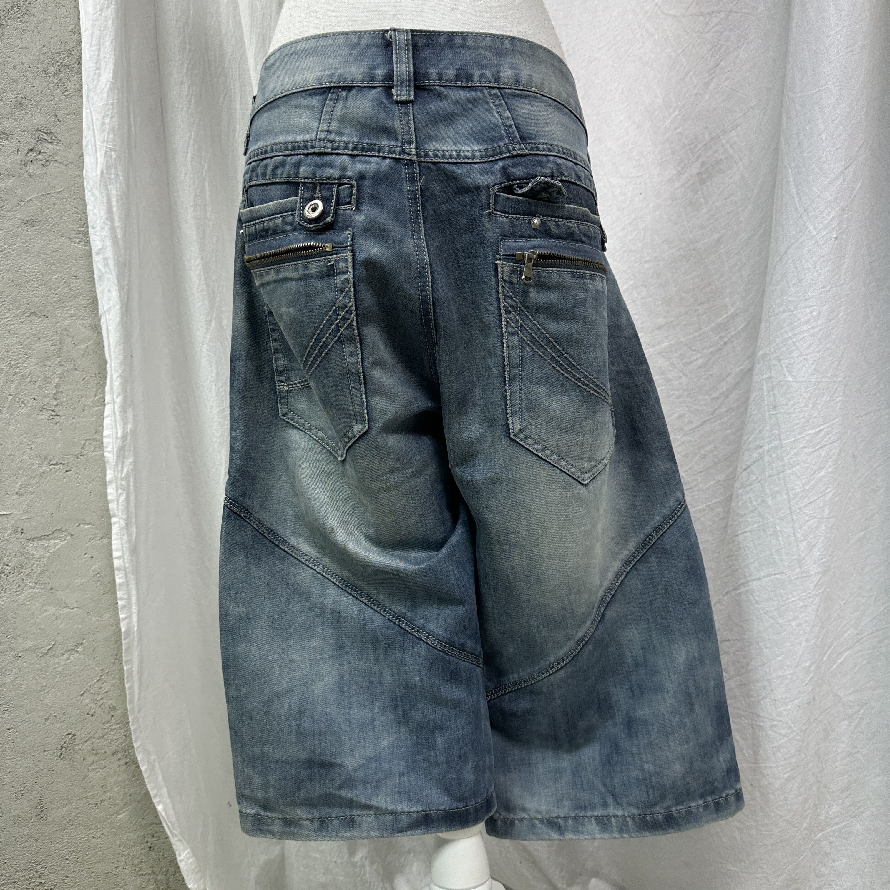 Vintage Vintage Denim Hip Hop Streetwear Washed Jeans Jorts Y2K Size US 33 - 8 Thumbnail