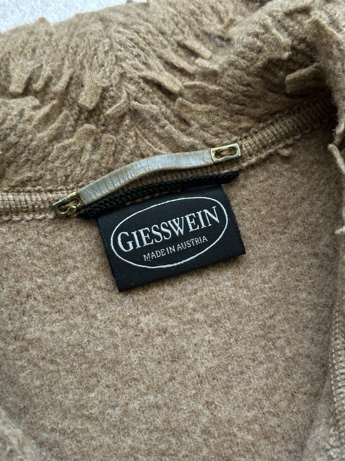 GIESSWEIN Vintage Giesswein Austria Coat Jacket Womens Beige Lana Wool Size S / US 4 / IT 40 - 5 Thumbnail