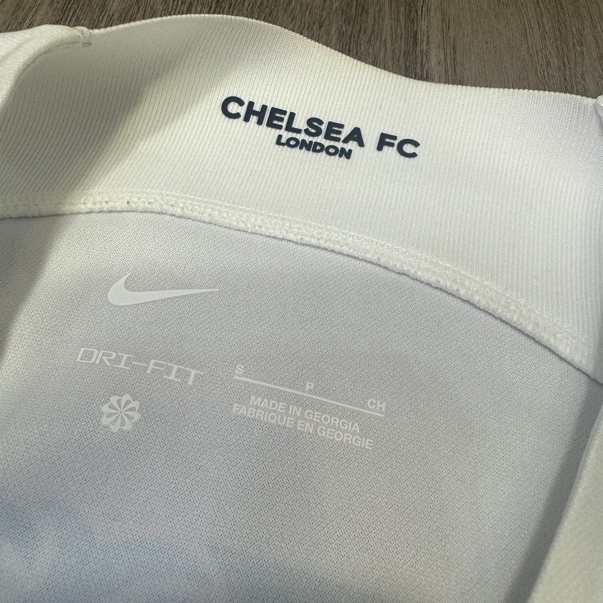 Chelsea Soccer × Nike Chelsea 22/23 away shirt #24 James Size US S / EU 44-46 / 1 - 6 Thumbnail