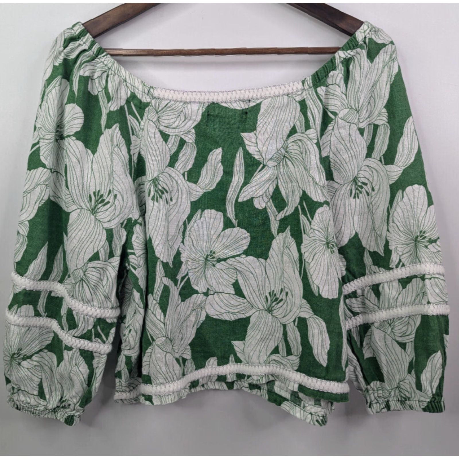 Vintage Tahari Linen Blouse Cropped Off the Shoulder Green 3/4 Sleeve Floral Size L Womens Size L / US 10 / IT 46 - 3 Thumbnail