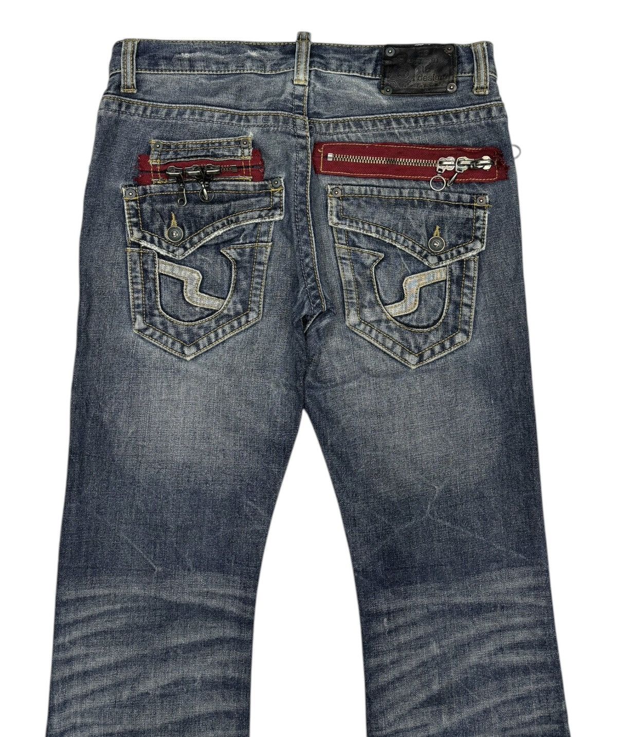 If Six Was Nine SEMANTIC DESIGN FLARED JEANS DISTRESSED DENIM Size US 31 - 6 Thumbnail
