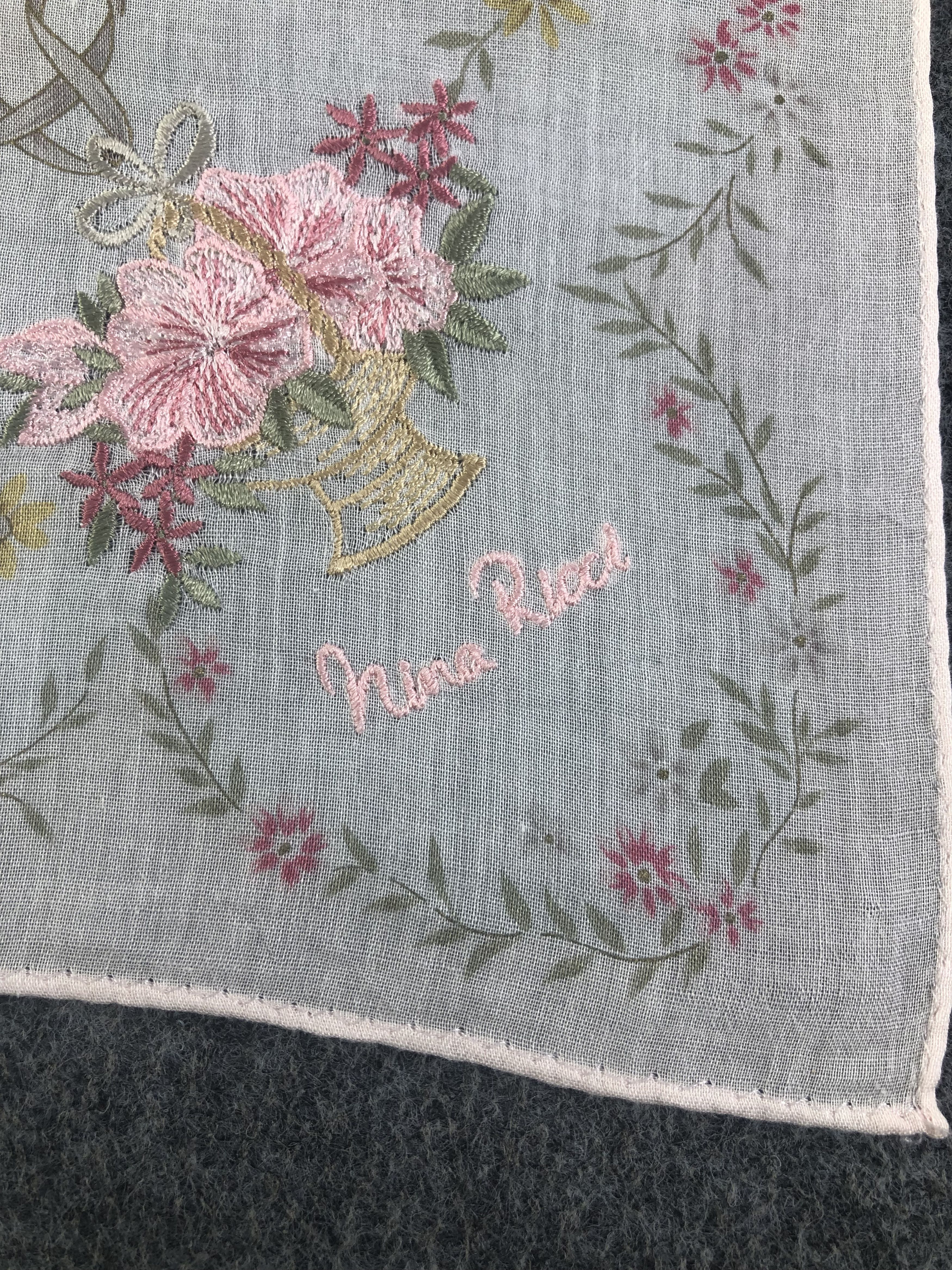 Nina Ricci × Vintage Nina Ricci Handkerchief / Bandana / Neckerchief Size ONE SIZE - 5 Thumbnail
