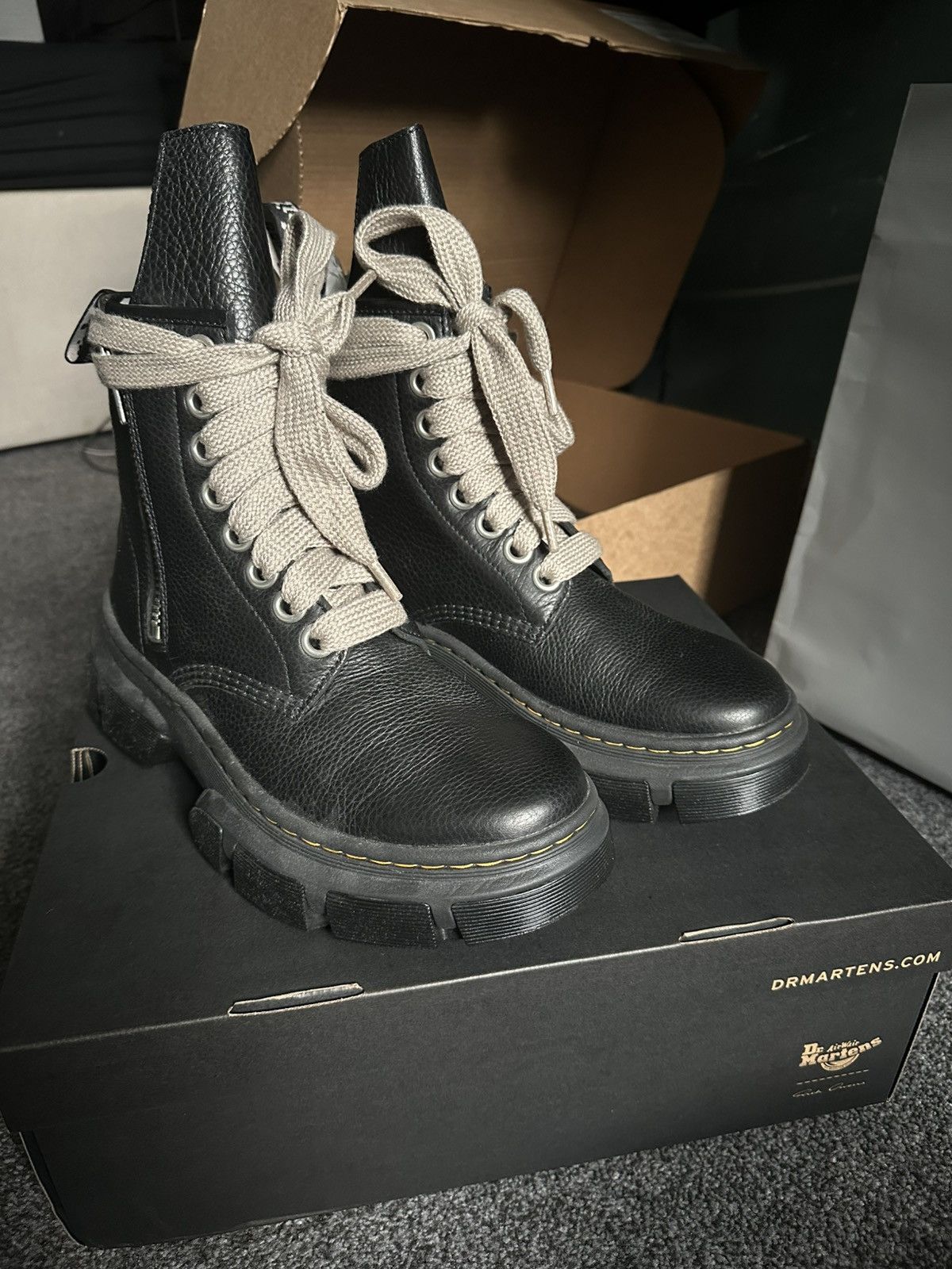 Martens Sandals Brando Boots Dr Martens Zaniel Brando Martens