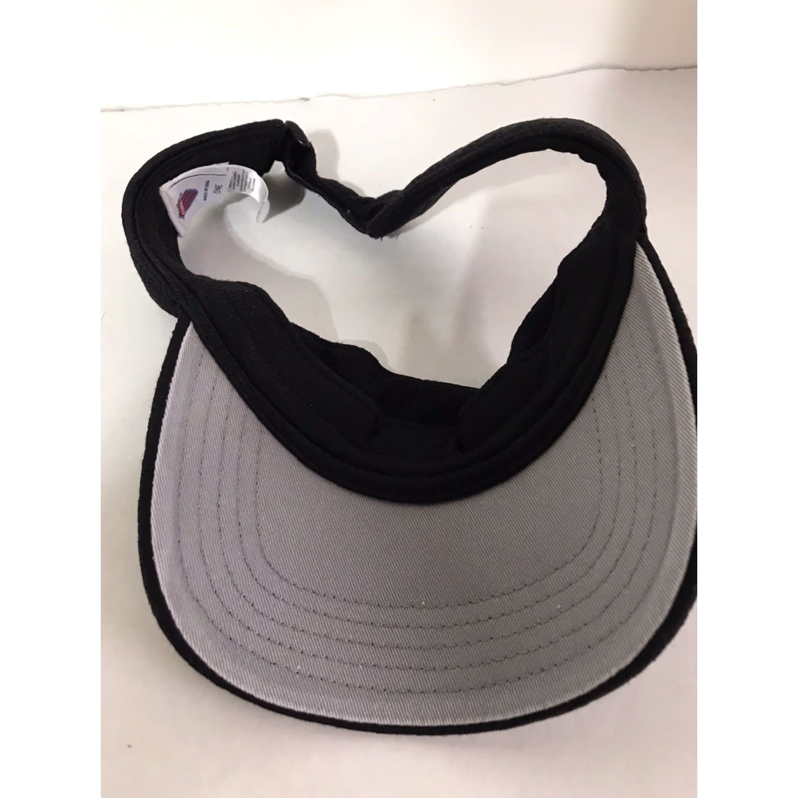K-Swiss K-Swiss Black Adjustable Visor for Men - Breathable Lightweight Casual Workwear Size ONE SIZE - 2 Thumbnail