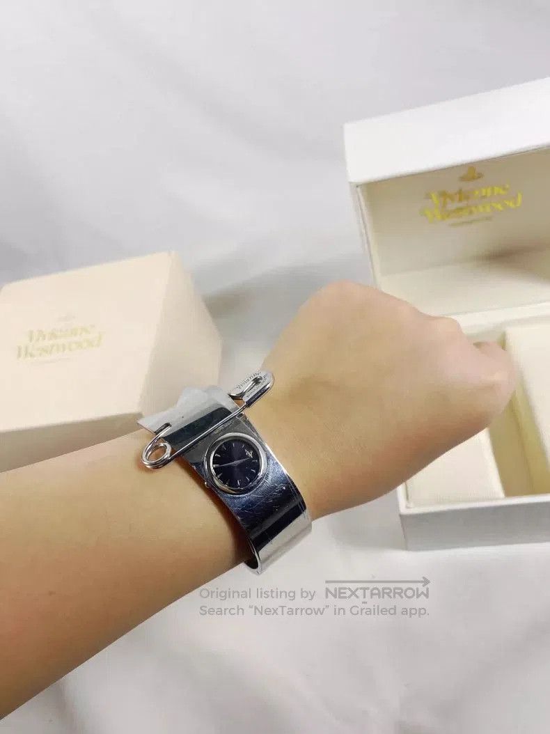 Vivienne Westwood Vivienne Westwood Women's Watch . Size ONE SIZE - 1 Thumbnail