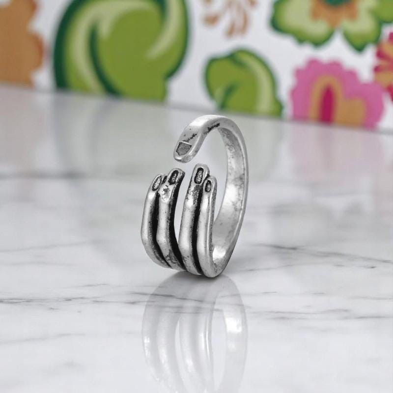 Other Skeleton Ring Gothic Creepy Jewelry alt opium y2k Size ONE SIZE - 3 Thumbnail