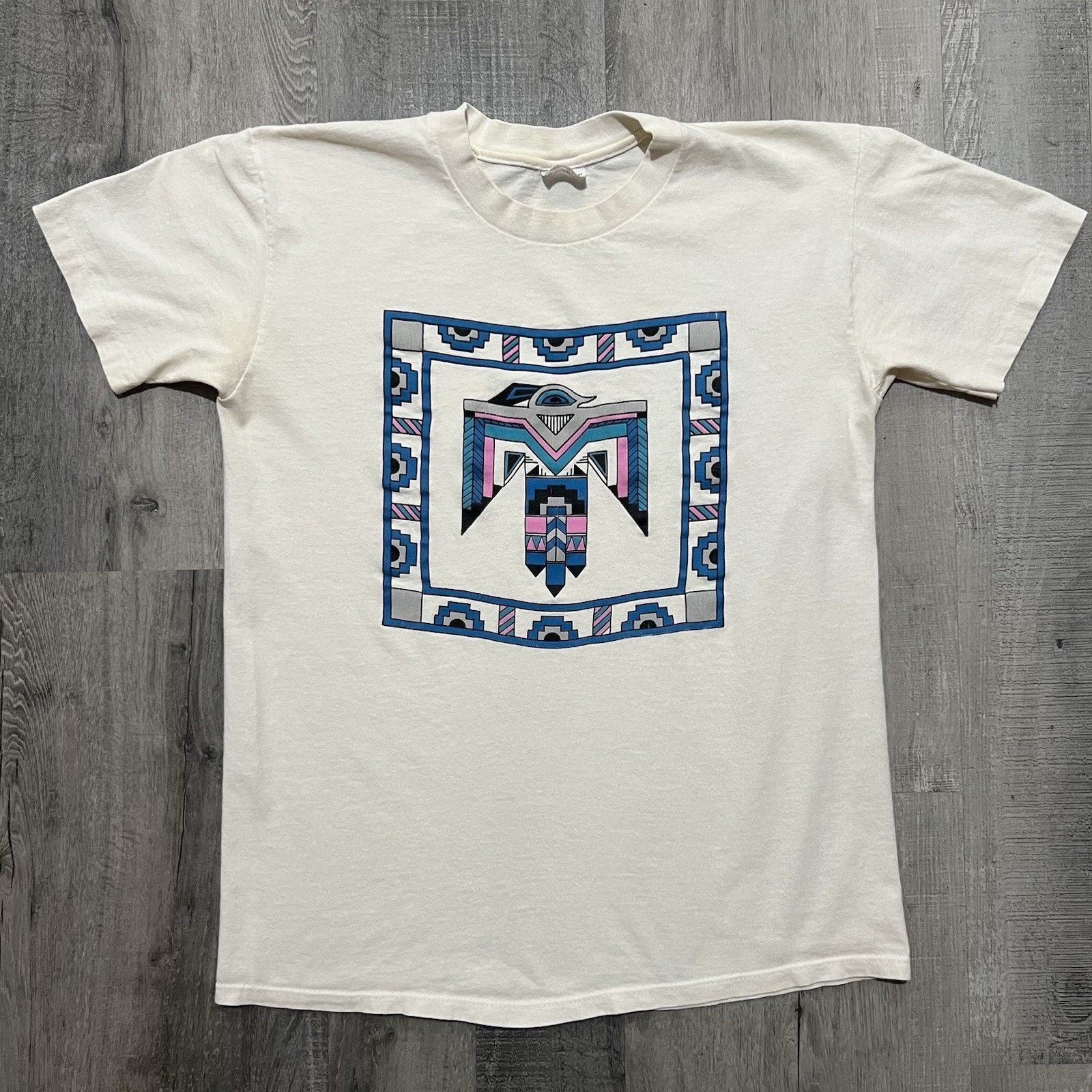 Vintage Vintage Four Corners Native American Thunderbird Art T Shirt Size US M / EU 48-50 / 2 - 1 Thumbnail