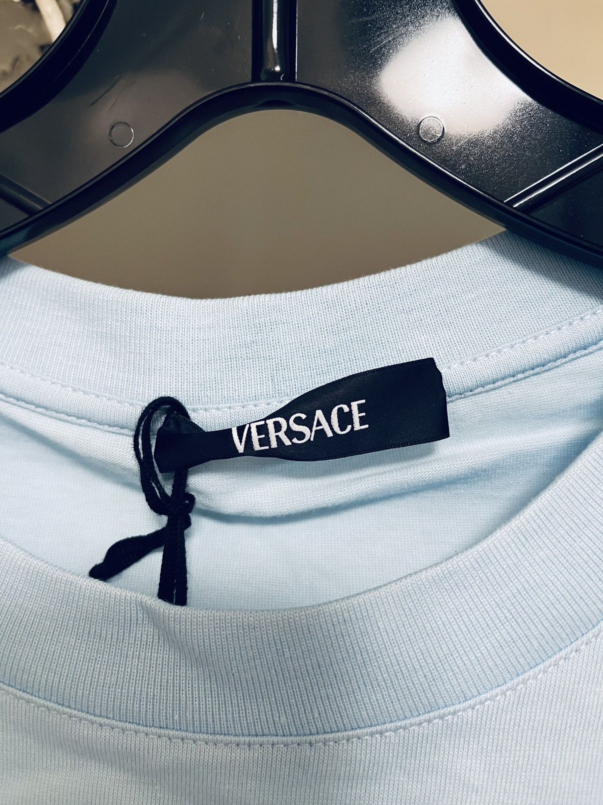 Versace Versace Pastel Blue T-Shirt Sz L Size US L / EU 52-54 / 3 - 4 Thumbnail