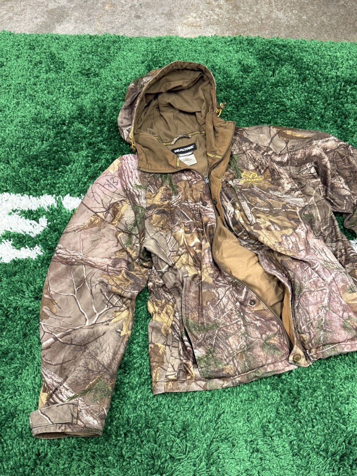 Realtree Very Worn Distressed Real Tree Camo Hoodie Medium Size US M / EU 48-50 / 2 - 2 Thumbnail