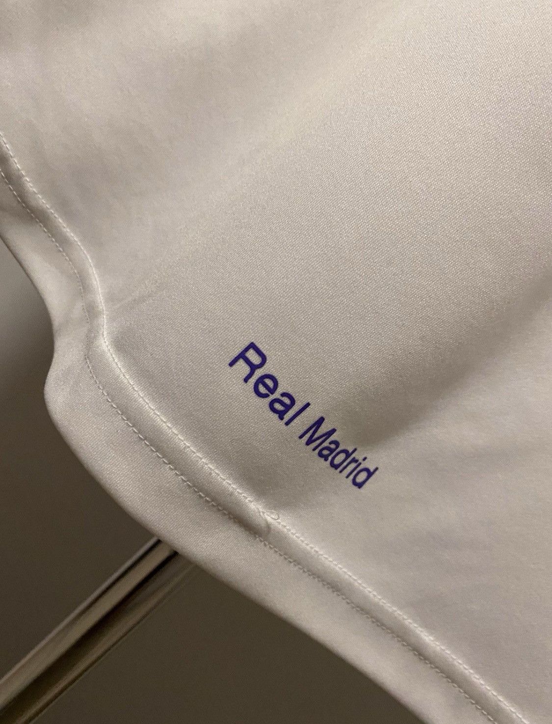 Adidas Adidas Real Madrid Player Issue Sneijder Soccer Jersey Size US M / EU 48-50 / 2 - 6 Thumbnail