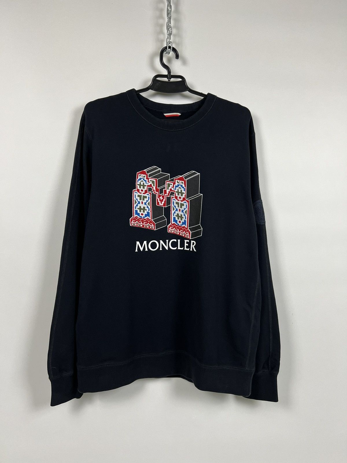 Image of Moncler Fragment Maglia Girocollo Sweatshirt Big Logo in Dark Blue, Men's (Size XL)