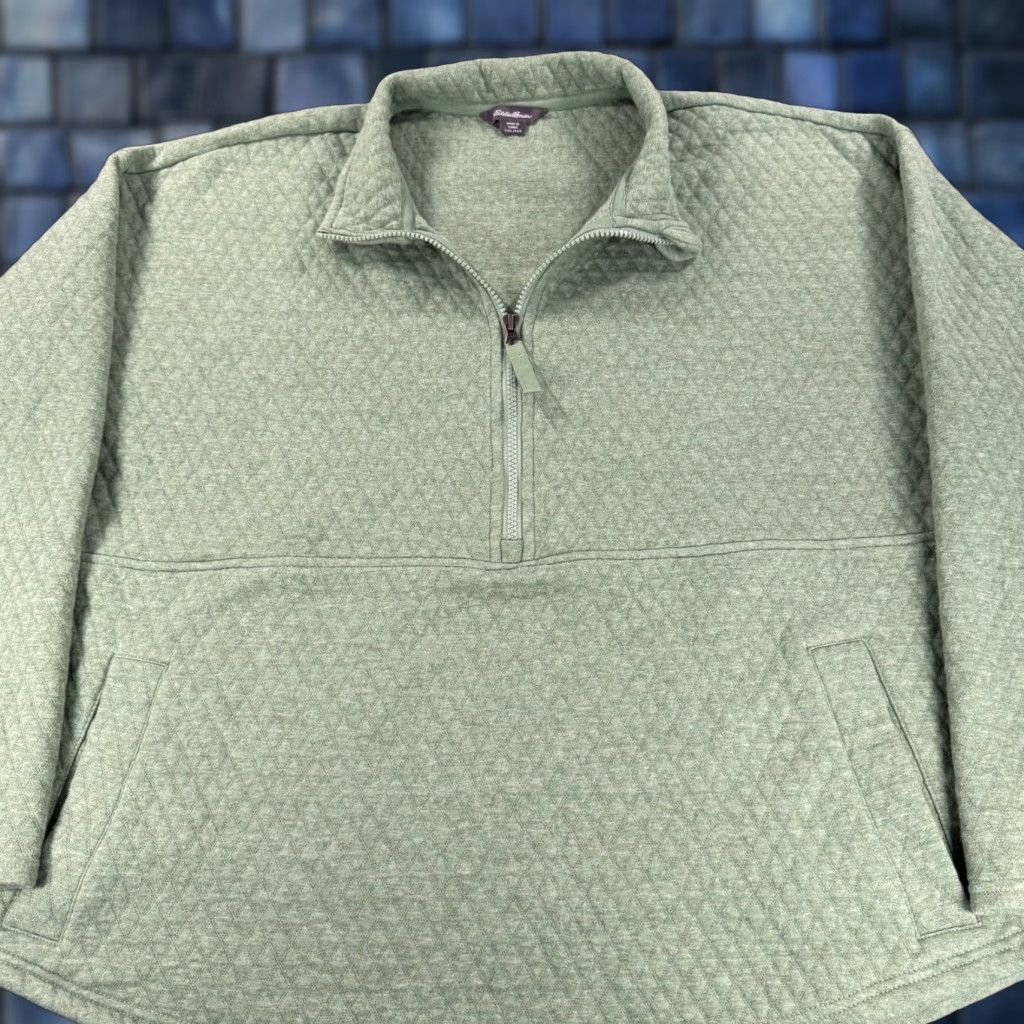 Eddie Bauer **XXL Eddie Bauer Green Women's Quilted Pullover Sweater** User: **XXL Green Eddie Bauer Women's Quilted Pullover Sweater** Size XXL / US 16-18 / IT 52-54 - 1 Thumbnail