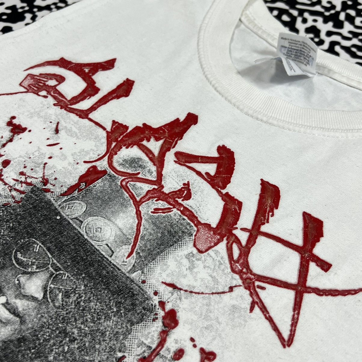 Band Tees Vintage Y2K Slash All Gonna Die Band Rock Guns Roses T-shirt Size US M / EU 48-50 / 2 - 8 Thumbnail