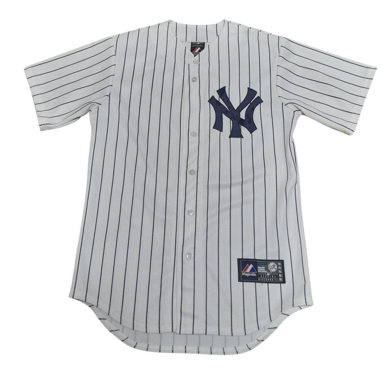 Majestic Vintage majestic yankees mlb shirt, size S Size US S / EU 44-46 / 1 - 1 Thumbnail