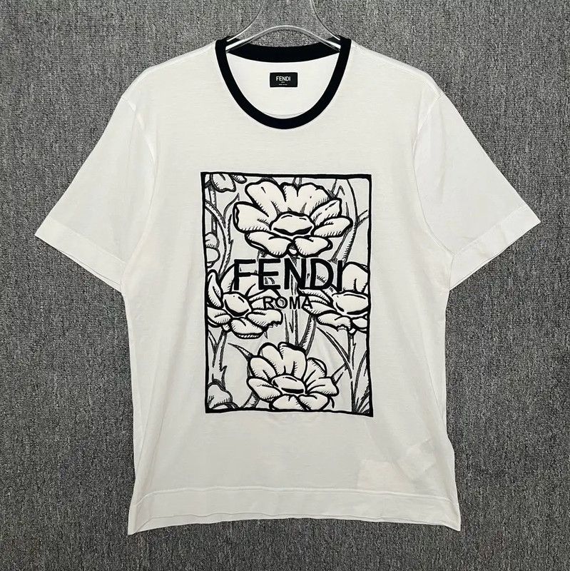 Fendi Fendi White Graphic Cotton T-Shirt for Men 0089 Size US S / EU 44-46 / 1 - 1 Thumbnail