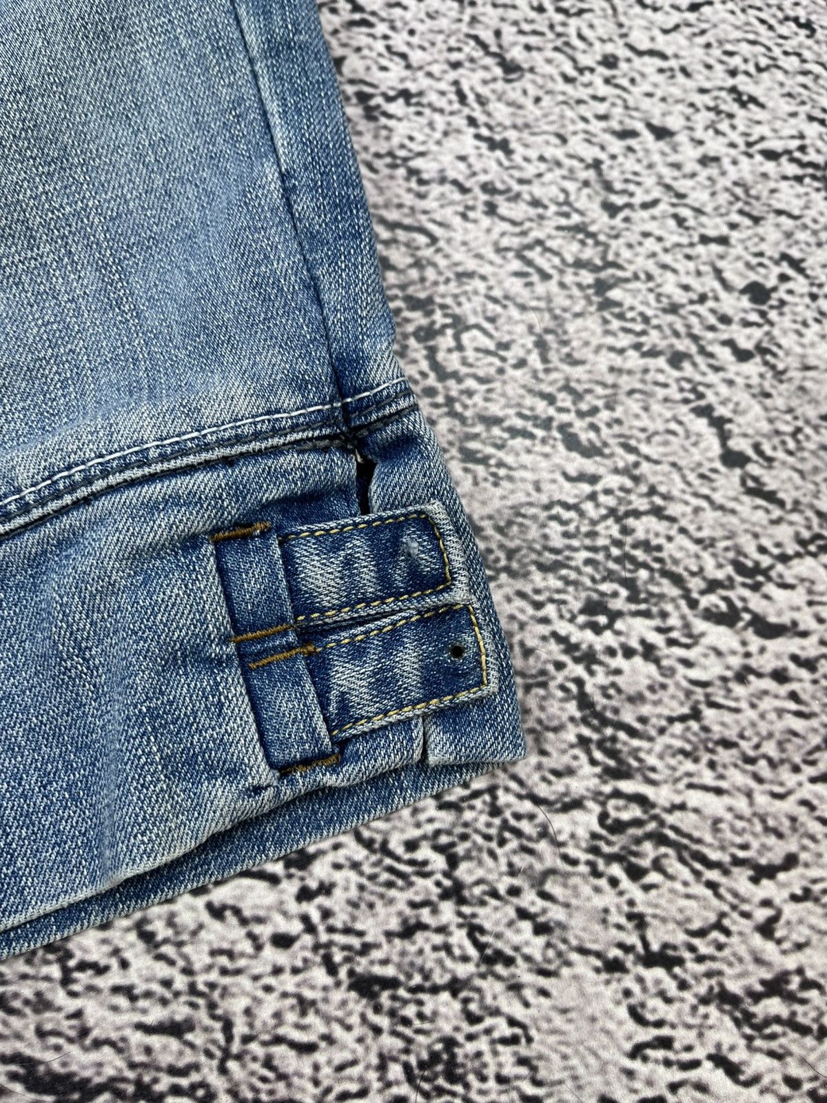 Dolce & Gabbana Vintage Dolce Gabbana Denim Breeches 3/4 Shorts Logo Size 27" / US 4 / IT 40 - 4 Thumbnail