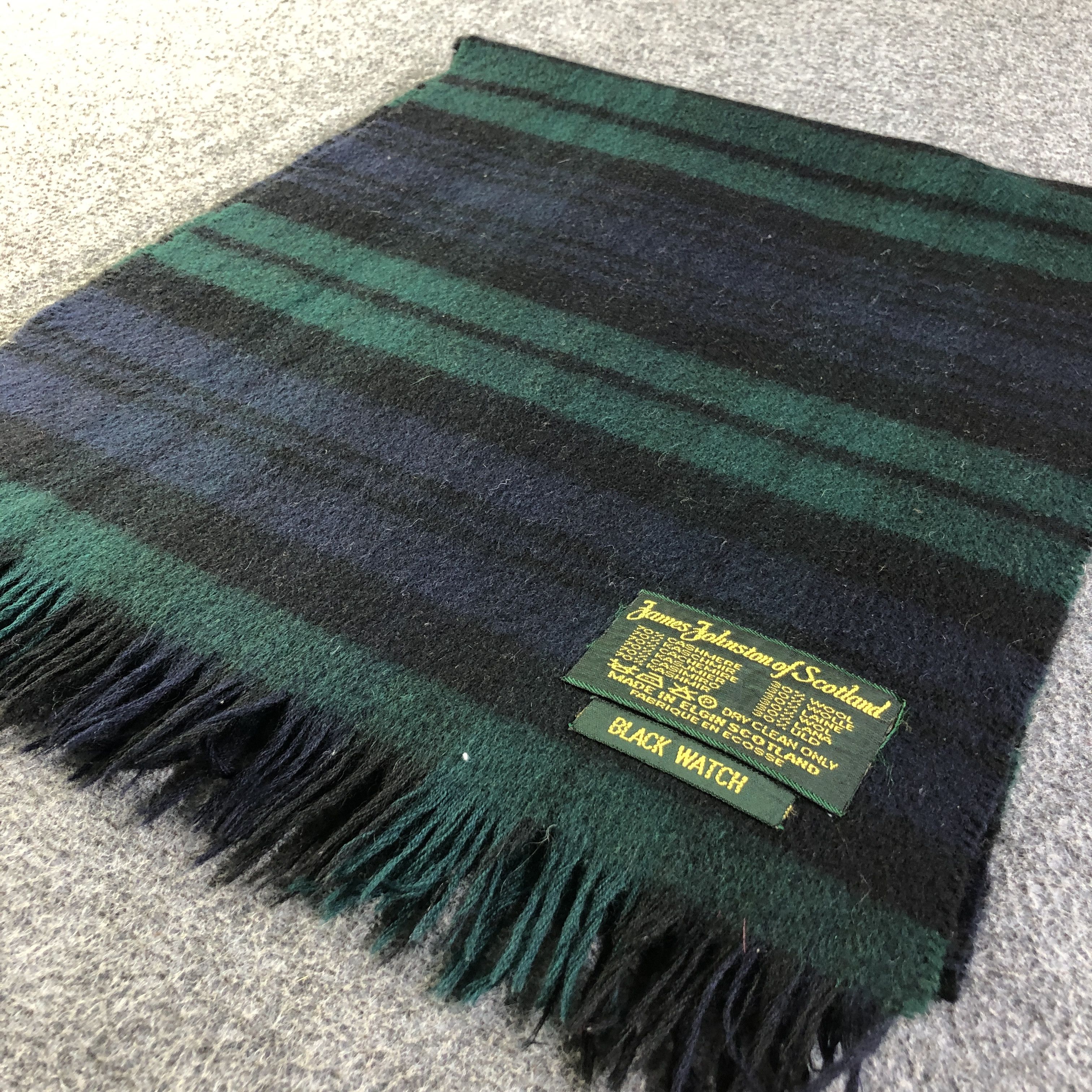 Johnstons Of Elgin Johnstons Of Elgin Cashmere Scarf Muffler Neckwear V2738 Size ONE SIZE - 3 Thumbnail