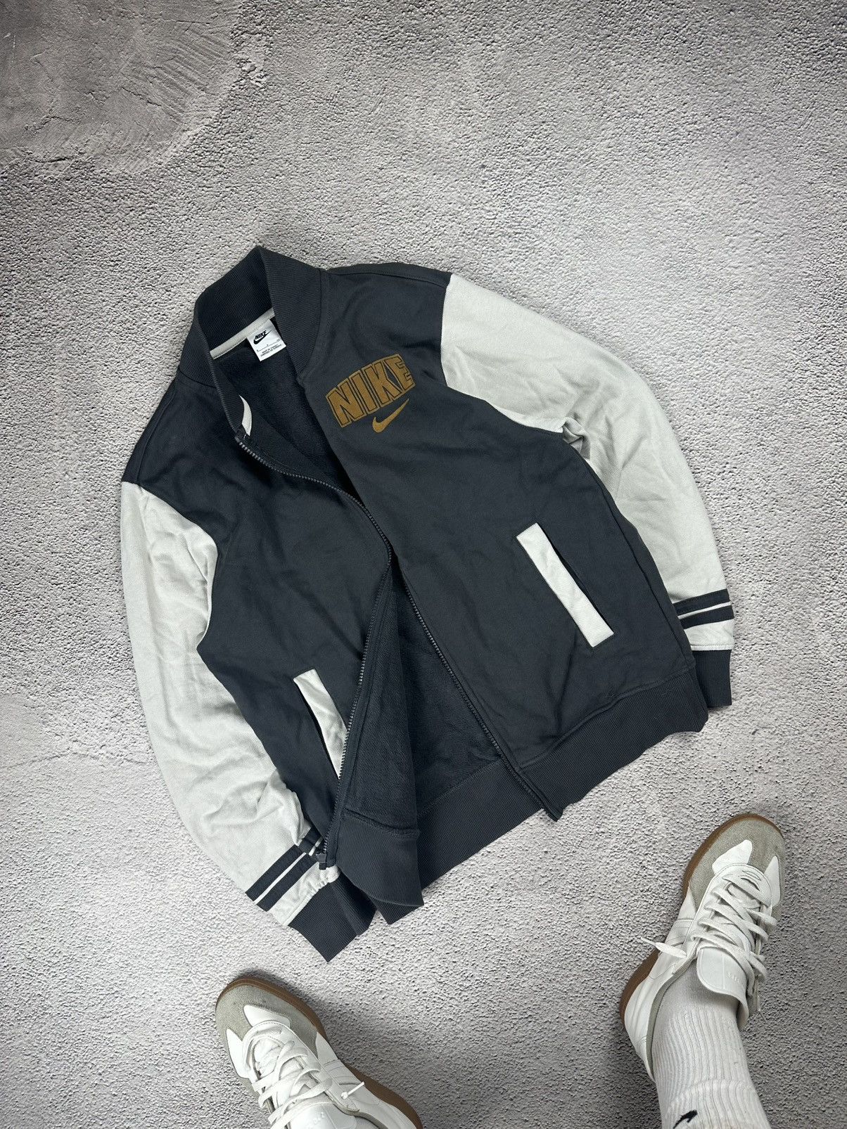 Nike Vintage Nike Bomber Olympic Zip Hoodie Y2K Faded Style Size US S / EU 44-46 / 1 - 1 Thumbnail