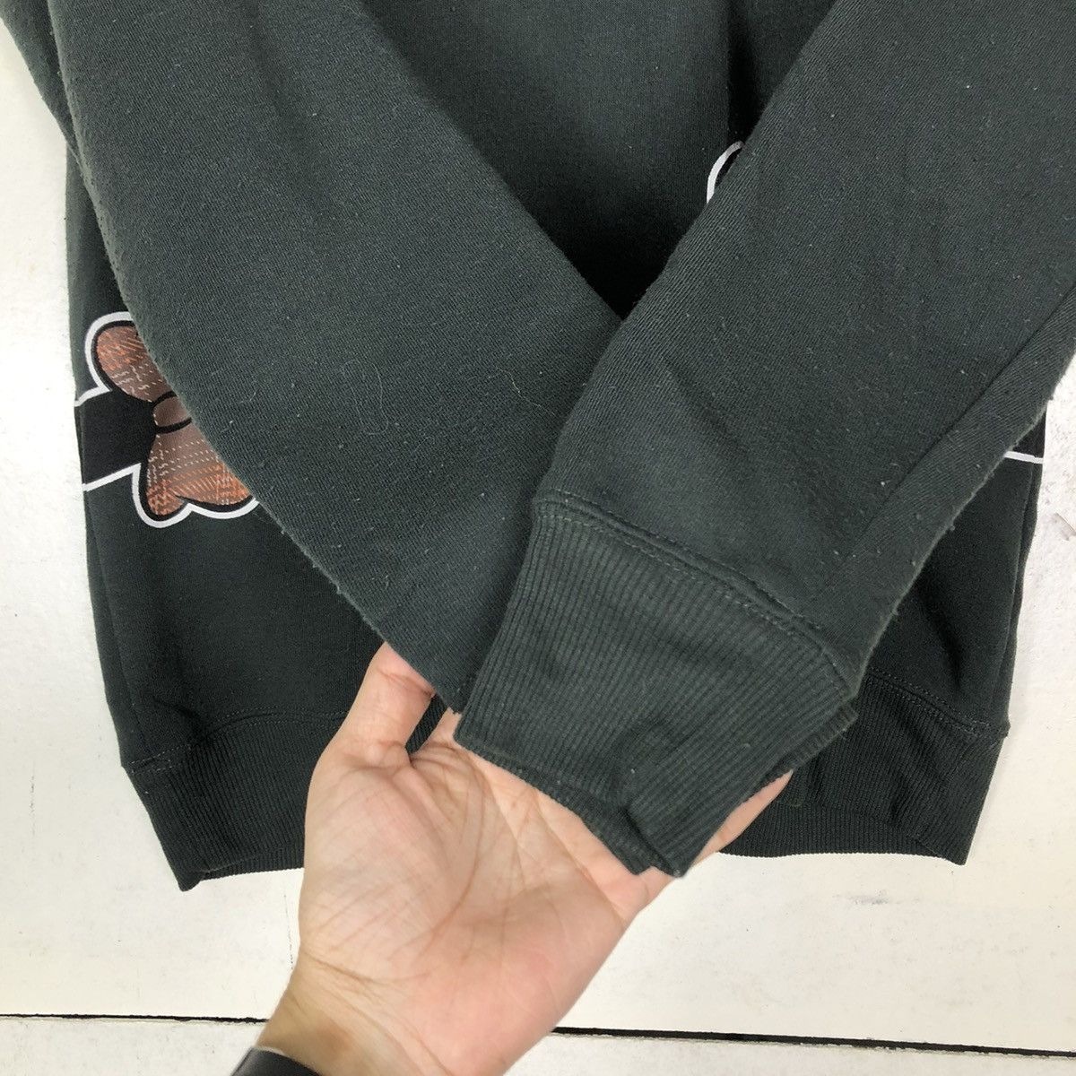 Disney 🔥Vintage Hoodie Pull Over Disney Minnie Big Logo Centre Logo Size US M / EU 48-50 / 2 - 13 Thumbnail
