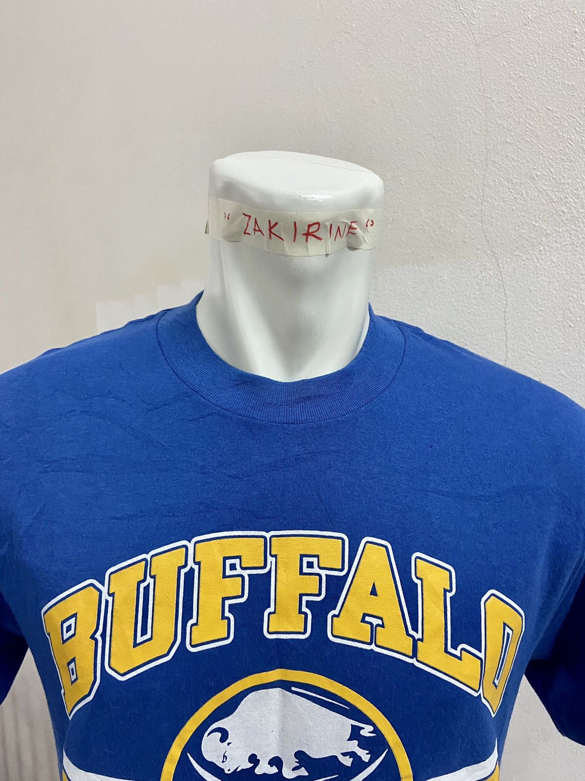 NHL VINTAGE NHL BUFFALO SABERS 80's TEE Size US L / EU 52-54 / 3 - 9 Thumbnail
