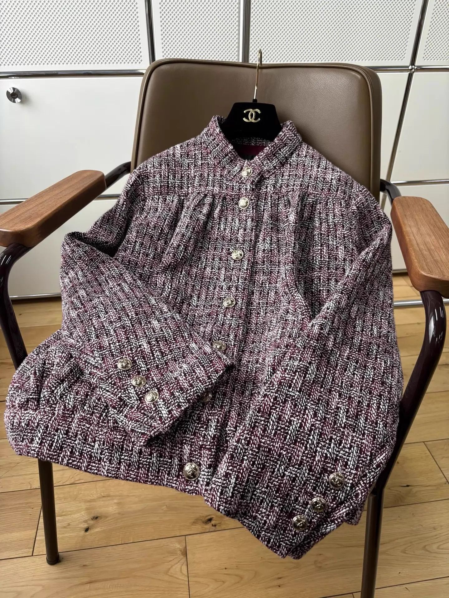 Chanel Chanel Burgundy Tweed Stand Collar Single-Breasted Jacket 38 Size S / US 4 / IT 40 - 4 Thumbnail