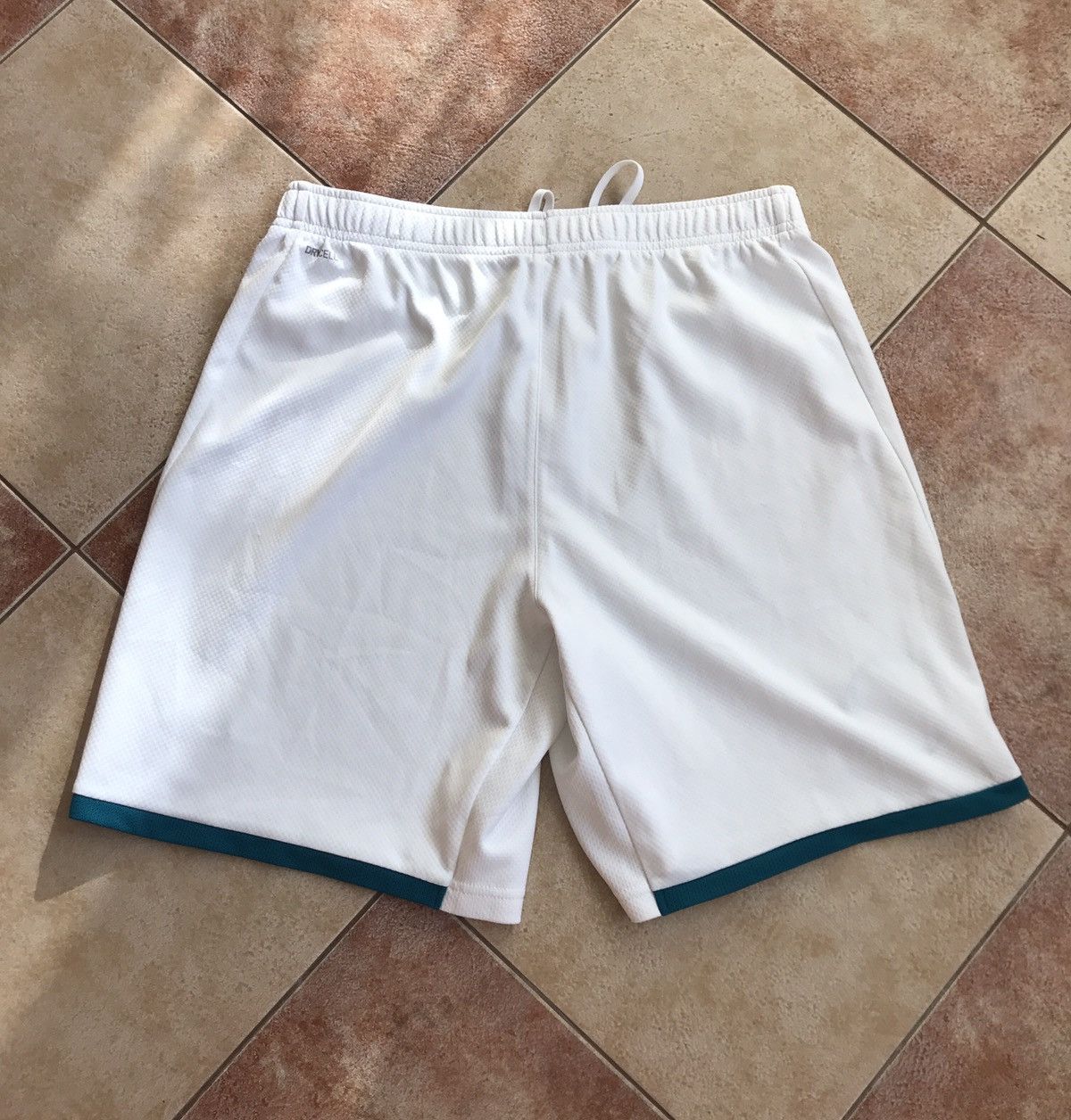 Puma Manchester City 2021-2022 Soccer Shorts Football Jersey Size US 32 / EU 48 - 3 Thumbnail