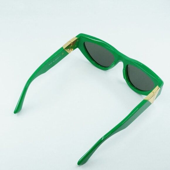 Bottega Veneta Bottega Veneta BV1176S 003 Sunglasses Green Cat Eye Frame Size ONE SIZE - 8 Thumbnail