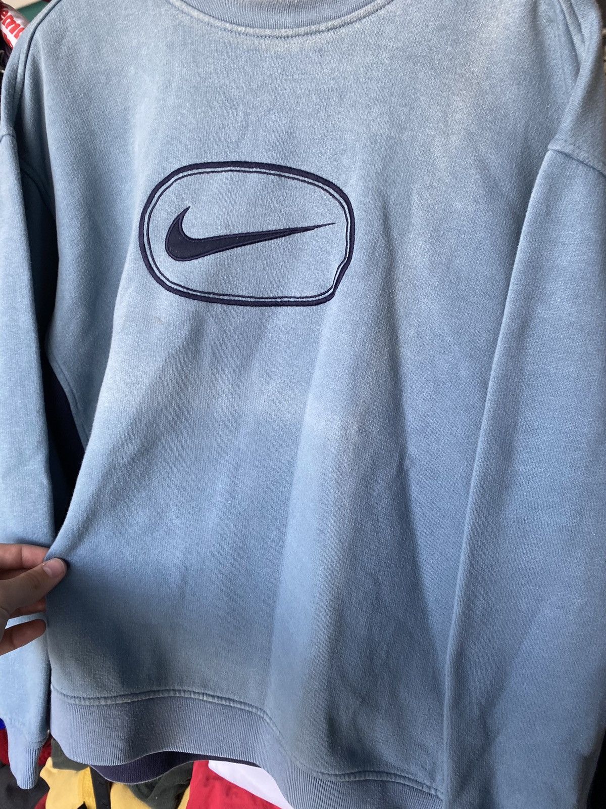 Nike × Vintage 🔥Nike Vntg Sun Faded Washed Blue Swoosh Big Logo Sweatshirt Size US L / EU 52-54 / 3 - 10 Thumbnail