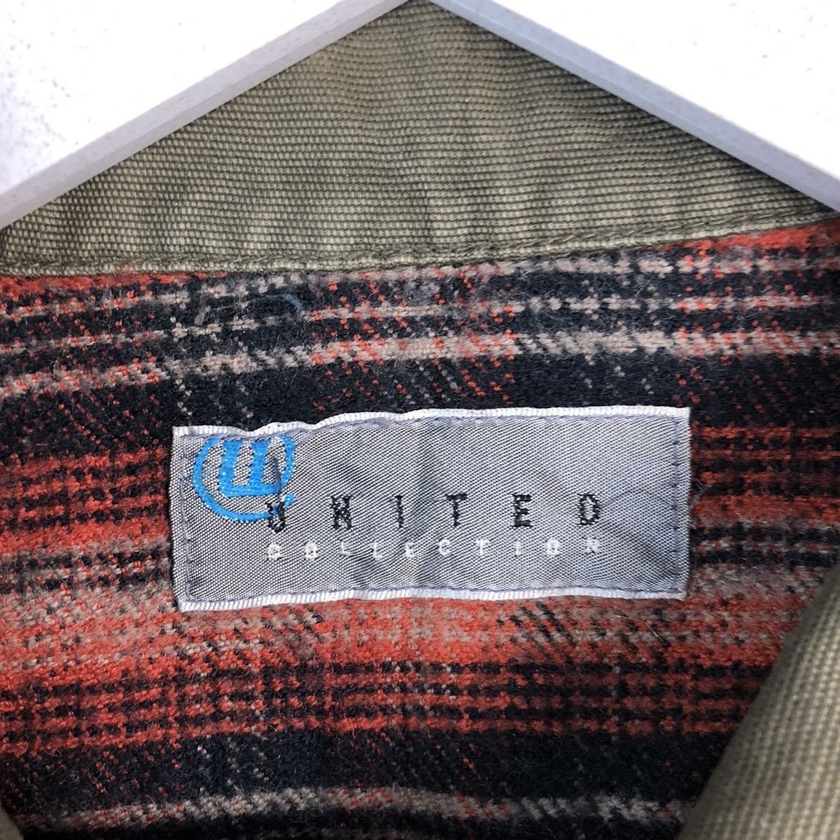 Other United Green military Bombers Jacket #A2197 Size US L / EU 52-54 / 3 - 11 Thumbnail