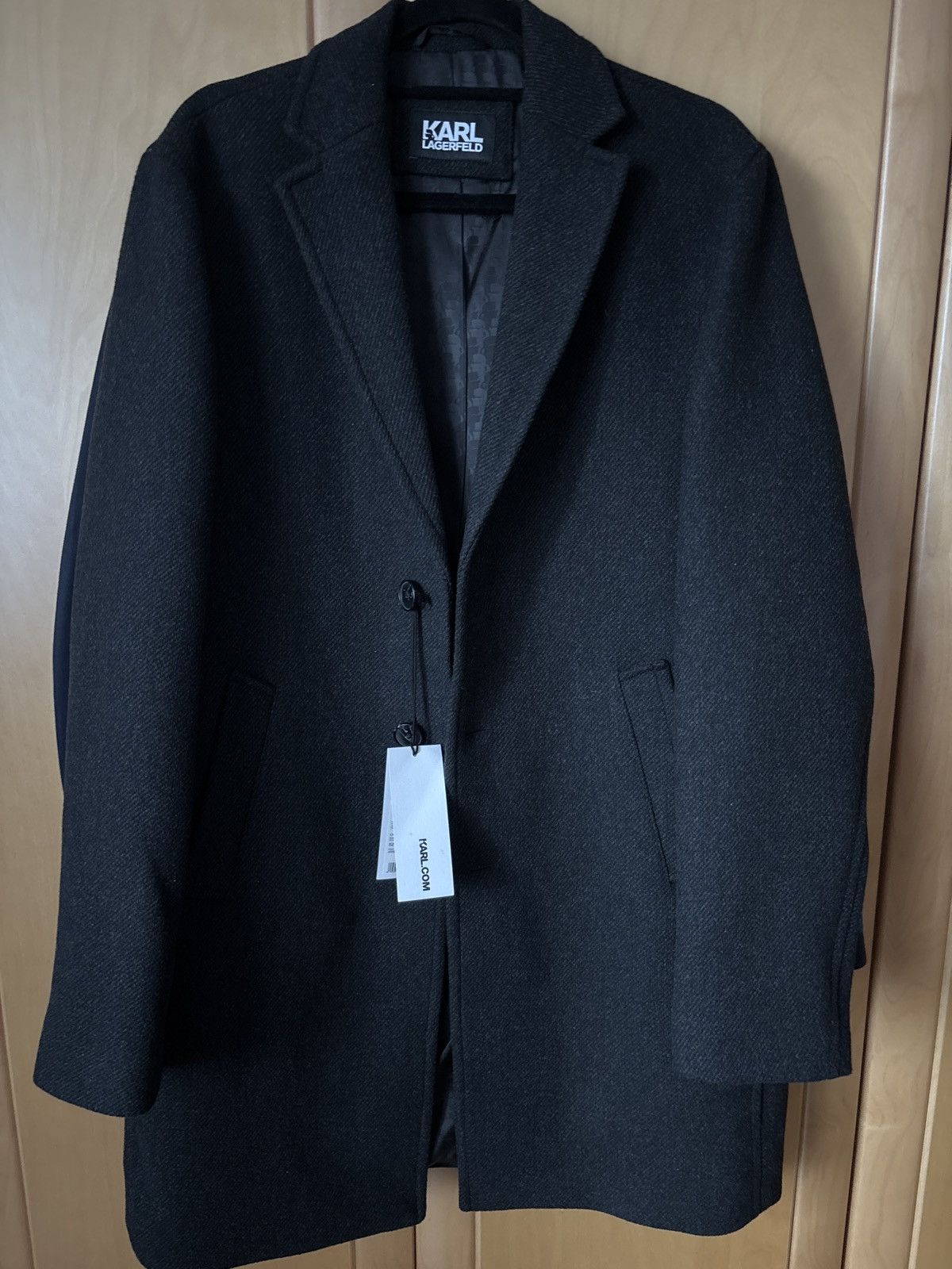 Karl Lagerfeld Men’s Winter Coat KARL LAGERFELD L Size US L / EU 52-54 / 3 - 5 Thumbnail
